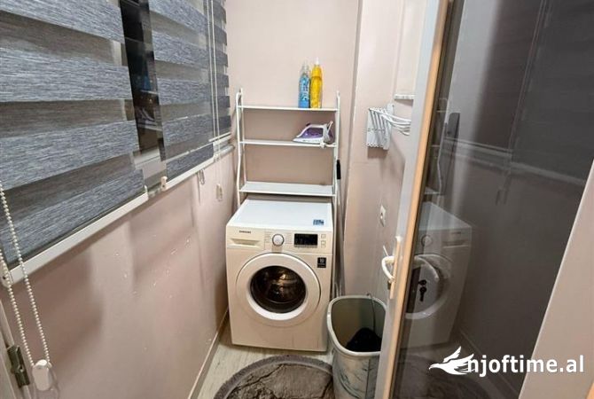 Shtepi me qera Apartament ne Tirane, 2+1, Mobilimi E mobiluar, Pagesa 420  Euro.