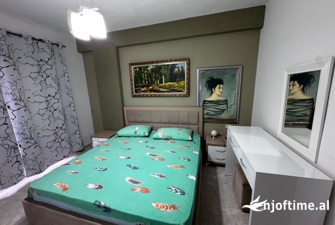 Shtepi me qera Apartament ne Tirane, 1+1, Mobilimi E mobiluar, Pagesa 45,000  Leke.