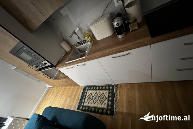Shtepi me qera Apartament ne Tirane, 1+1, Mobilimi E mobiluar, Pagesa 600  Euro.