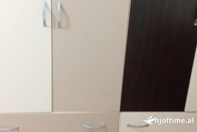 Shtepi me qera 1+1 ne Tirane - 30,000 Leke