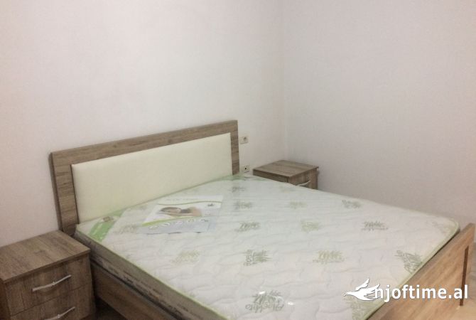 Shtepi me qera 1+1 ne Tirane - 430 Euro