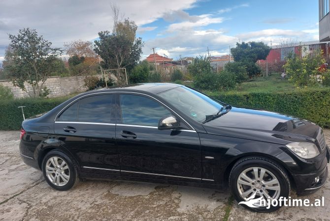 Auto in Vendita  a Tirana - 5,500 Euro