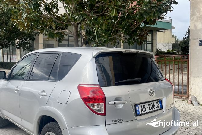 Makina ne shitje  ne Fier - 5,000 Euro