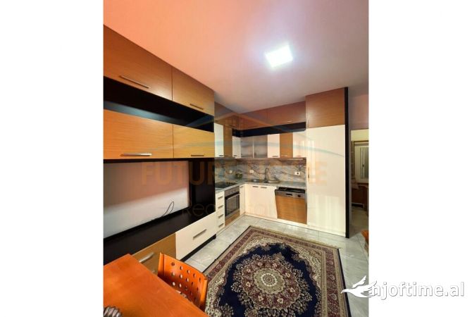 Shtepi me qera 1+1 ne Tirane - 460 Euro