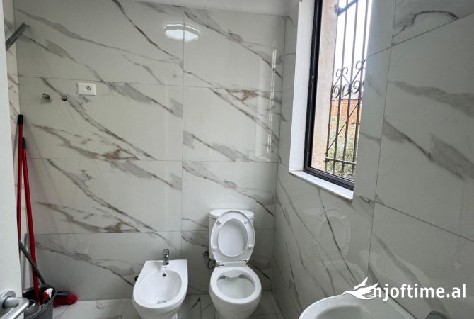 Shtepi ne shitje 2+1 ne Tirane - 187,500 Euro