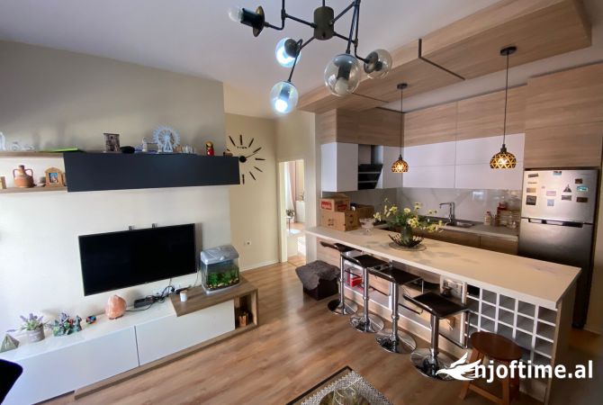 Shtepi me qera 2+1 ne Tirane - 550 Euro