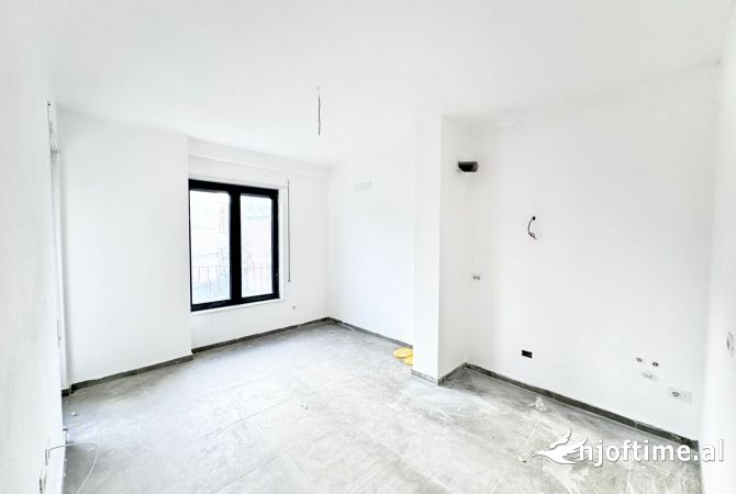 Shtepi me qera 1+1 ne Tirane - 450 Euro