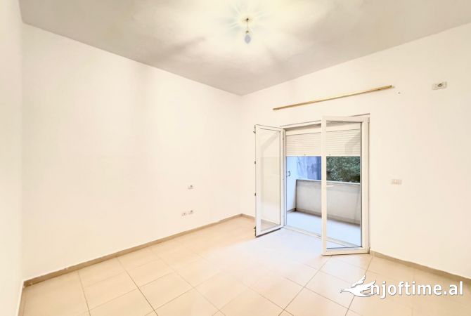 Shtepi me qera 2+1 ne Tirane - 450 Euro