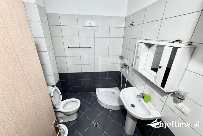 Apartment for rent in Tirana 2+1, Emty