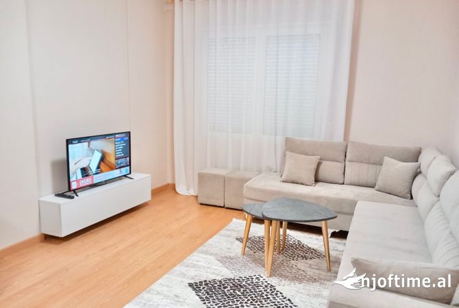 Shtepi me qera 2+1 ne Tirane - 550 Euro