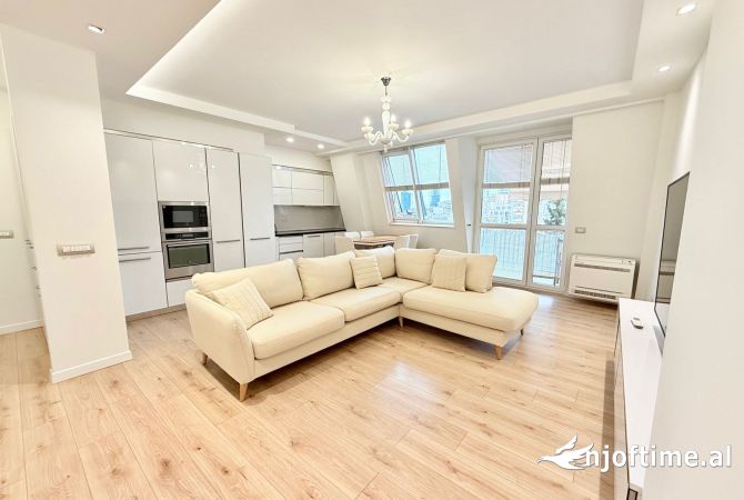 Shtepi me qera 2+1 ne Tirane - 1,350 Euro