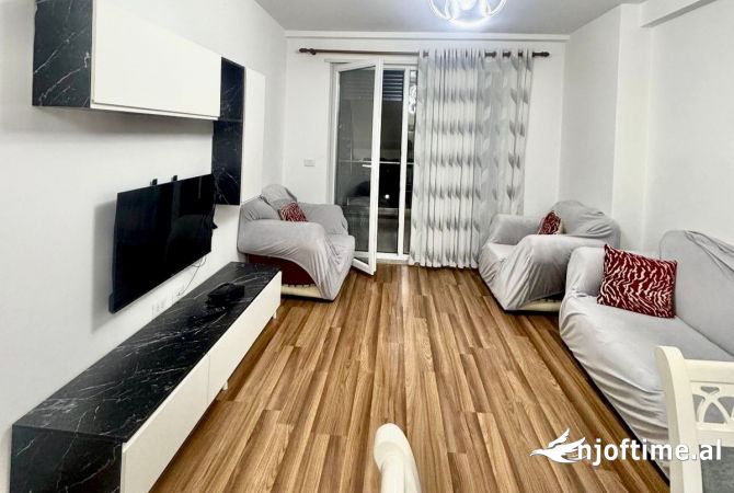 Shtepi me qera 1+1 ne Tirane - 400 Euro