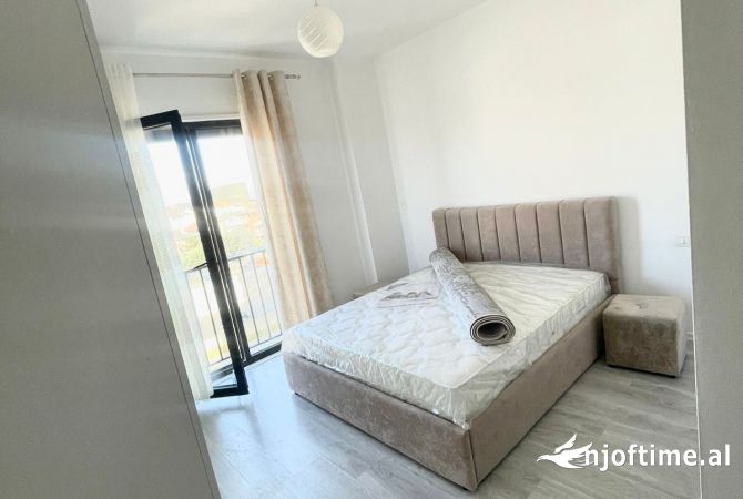 Shtepi me qera 2+1 ne Tirane - 600 Euro