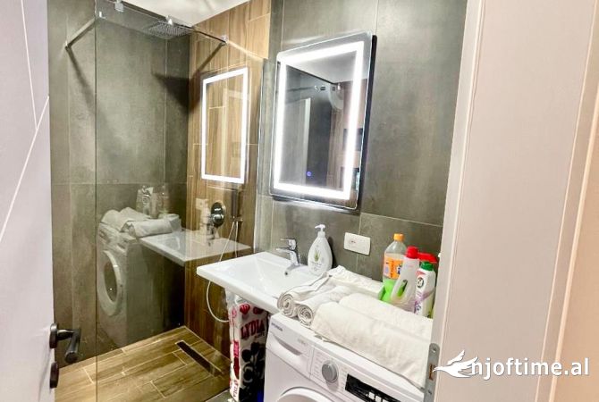 Shtepi me qera 1+1 ne Tirane - 450 Euro