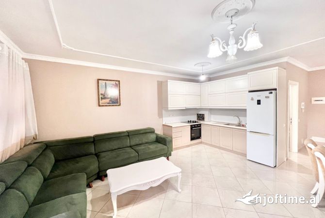 Shtepi me qera 2+1 ne Tirane - 600 Euro
