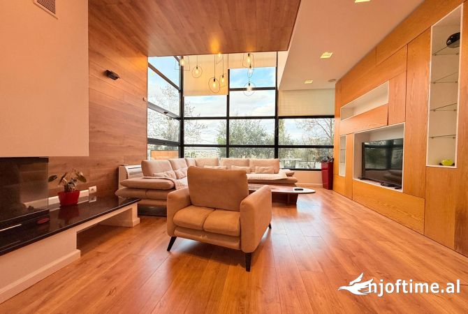Shtepi me qera 4+1 ne Tirane - 3,000 Euro
