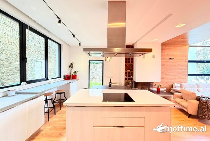 Luxury villas for rent in Tirana 4+1, Furnished