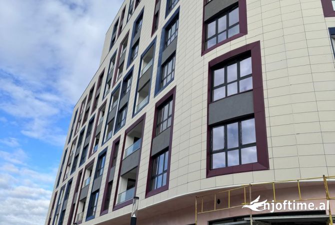 Ambient biznesi me qera 1+1 ne Tirane - 4,000 Euro