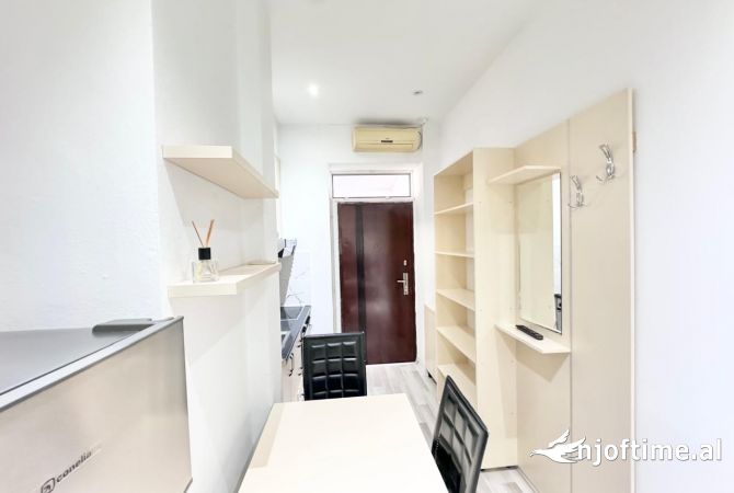 Shtepi me qera Garsoniere ne Tirane - 450 Euro