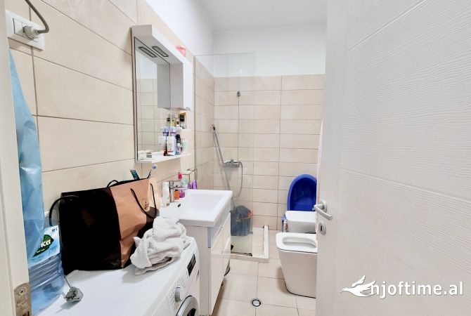 Shtepi ne shitje Apartament ne Tirane, 1+1, Mobilimi E mobiluar, Pagesa 133,000  Dollar.