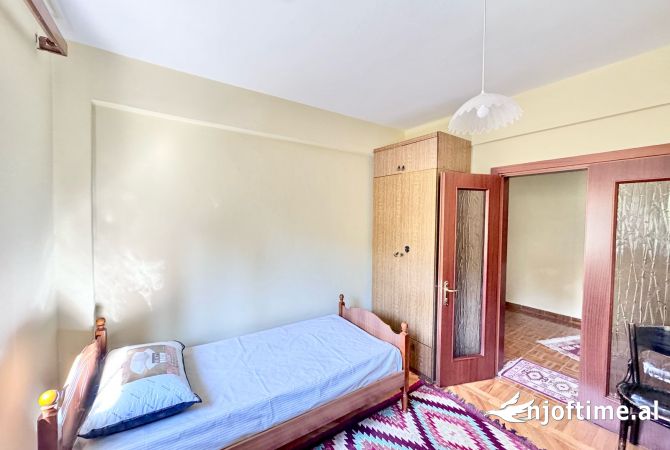 Shtepi me qera 2+1 ne Tirane - 500 Euro