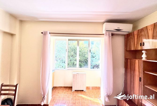 Shtepi me qera 2+1 ne Tirane - 500 Euro