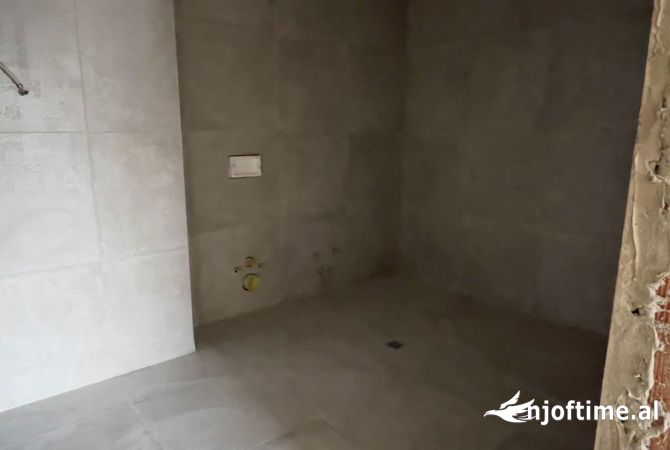 Apartment for sale in Tirana 2+1, Furnished