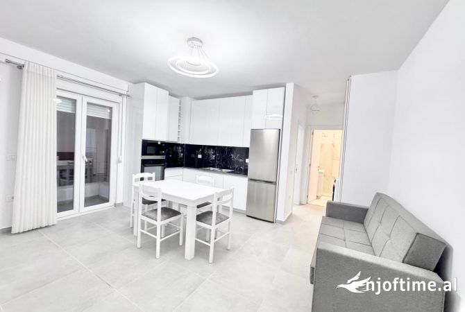 Shtepi me qera 1+1 ne Tirane - 400 Euro