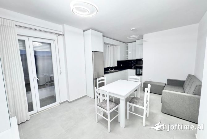 Shtepi me qera 2+1 ne Tirane - 500 Euro