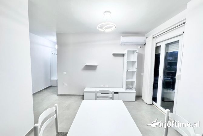 Shtepi me qera 2+1 ne Tirane - 500 Euro
