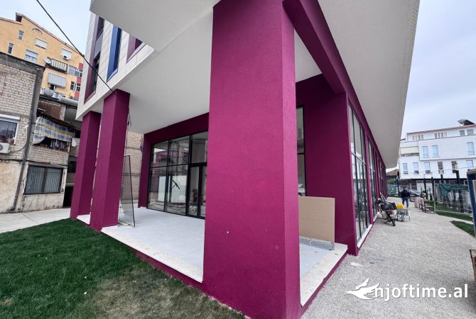 Ambient biznesi me qera 1+1 ne Tirane - 3,000 Euro