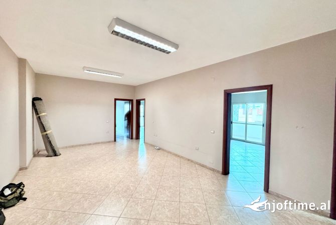 House for Rent 3+1 in Tirana - 1,000 Euro