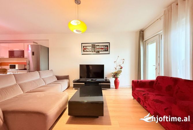 Shtepi me qera 2+1 ne Tirane - 650 Euro