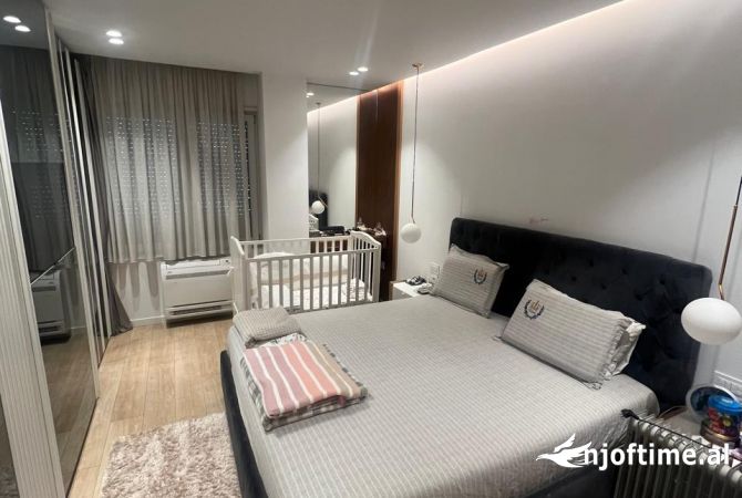 Shtepi ne shitje 2+1 ne Tirane - 220,000 Euro