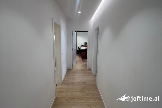Apartment for sale in Tirana 2+1, Furnished