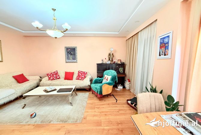 Casa in vendita 3+1 a Tirana - 300,000 Euro
