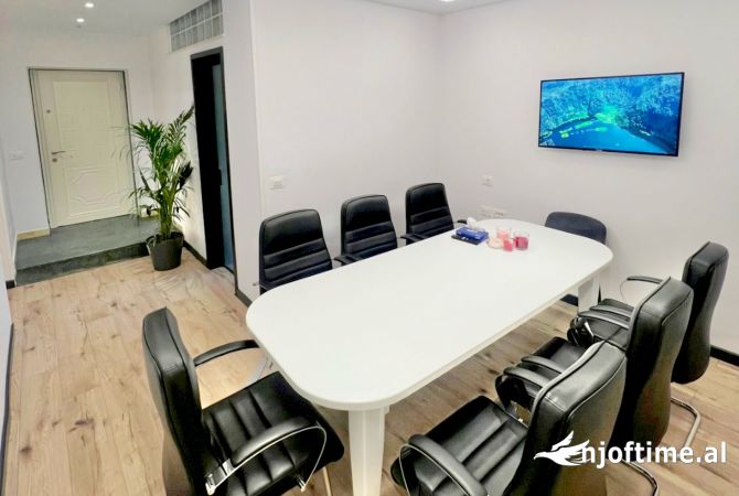 Ambient biznesi me qera 1+1 ne Tirane - 600 Euro