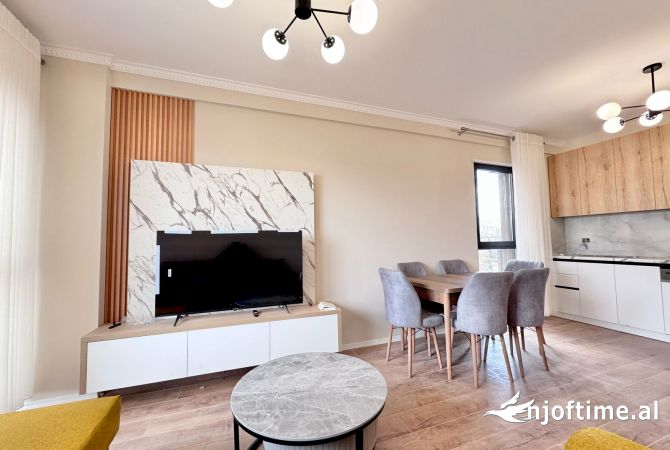 Shtepi me qera 2+1 ne Tirane - 650 Euro