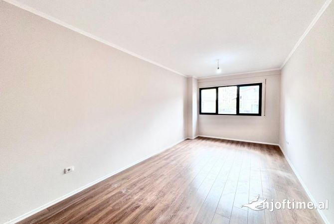 Shtepi me qera 1+1 ne Tirane - 400 Euro