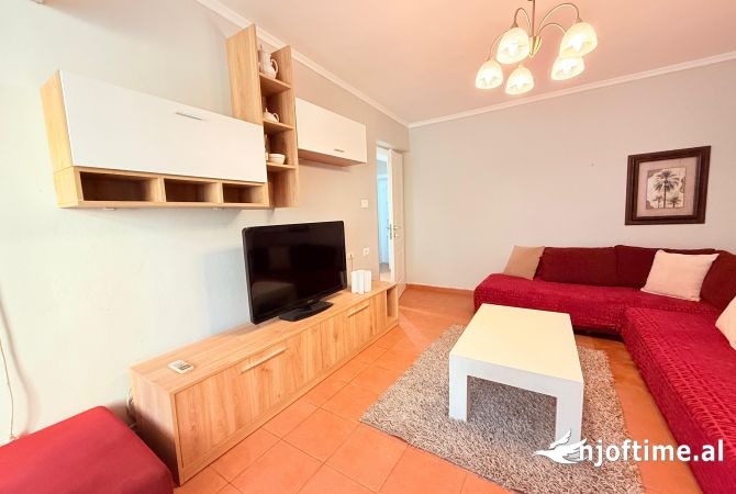 Shtepi me qera 2+1 ne Tirane - 500 Euro