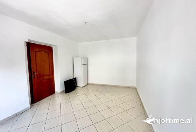 Apartment for sale in Tirana 1+1, Emty