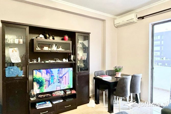Shtepi me qera 1+1 ne Tirane - 600 Euro