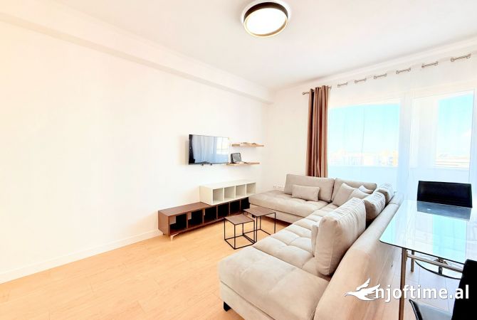 Shtepi me qera 2+1 ne Tirane - 650 Euro