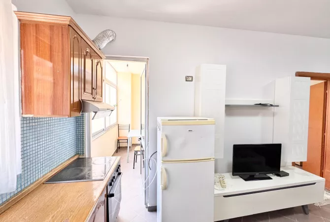 Shtepi me qera 2+1 ne Tirane - 420 Euro