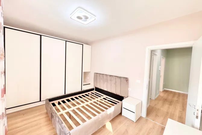 Shtepi me qera Apartament ne Tirane, 2+1, Mobilimi E mobiluar, Pagesa 515  Euro.