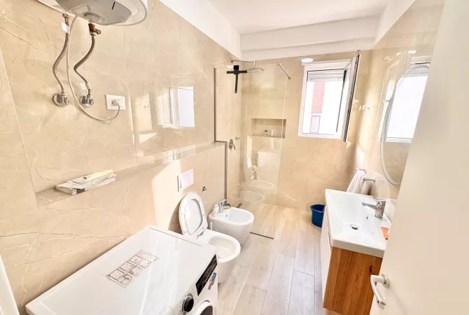 Shtepi me qera Apartament ne Tirane, 2+1, Mobilimi E mobiluar, Pagesa 515  Euro.