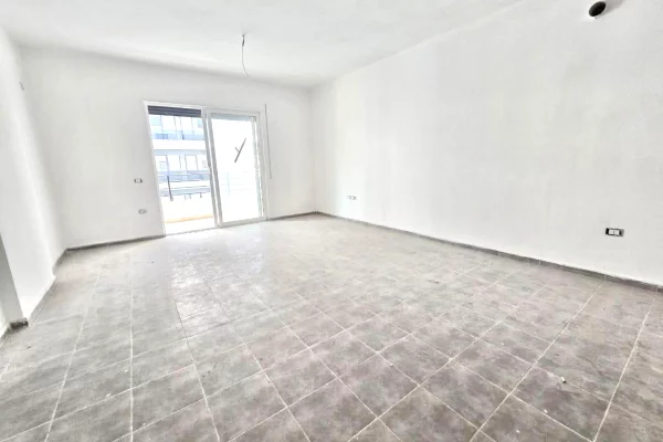 Apartment for sale in Vlora 2+1, Emty