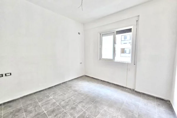 Apartment for sale in Vlora 2+1, Emty