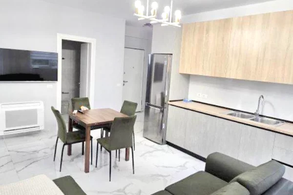 Shtepi me qera Apartament ne Tirane, 2+1, Mobilimi E mobiluar, Pagesa 630  Euro.