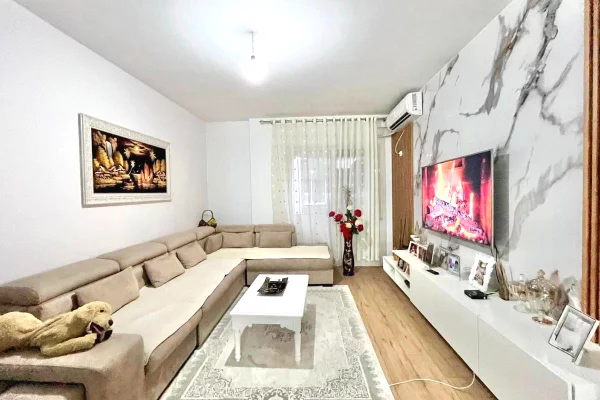 Shtepi ne shitje 2+1 ne Tirane - 159,800 Euro